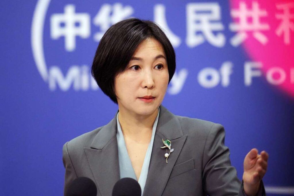 China Warns UK Against ‘Provoking Tensions’ in South China Sea